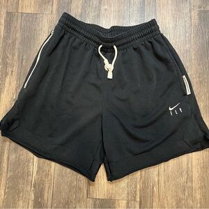 Nike Women’s Black Fly Dry Fit Athletic Basketball Shorts Size S